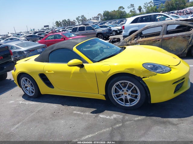 Porsche 718 Boxster 2021 WP0CA2A8XMS210397 Image 13