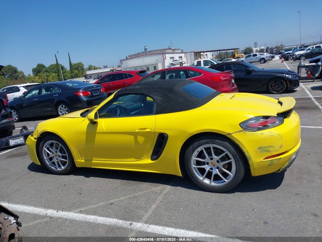 Porsche 718 Boxster 2021 WP0CA2A8XMS210397 Image 14