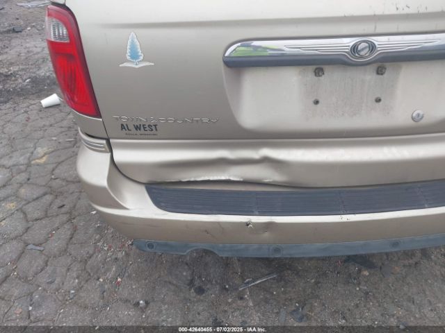 2005 CHRYSLER TOWN & COUNTRY 2C4GP54L25R126935 Photo 5