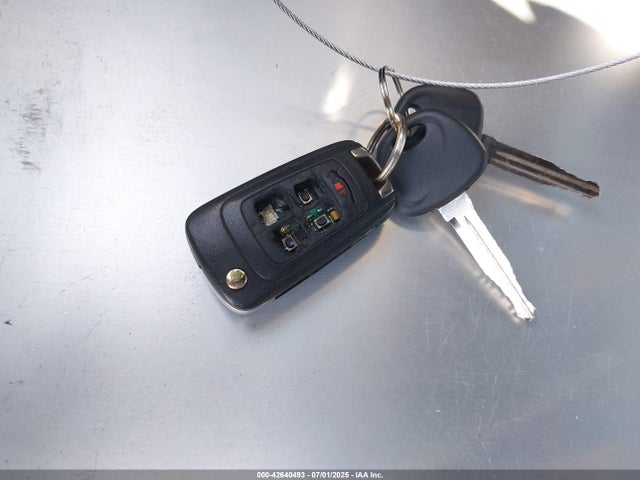 1G1RD6E41FU104176 Chevrolet luu - ffv, e-flex, fam 0
