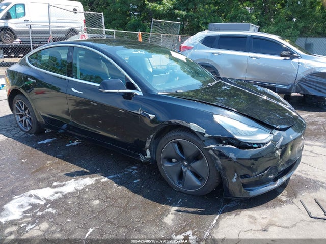 2019 TESLA MODEL 3 5YJ3E1EA7KF399760 Photo 0
