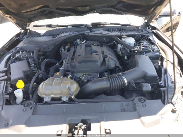 1FATP8UH8J5155140 Ford 2.3l 4v premium fuel