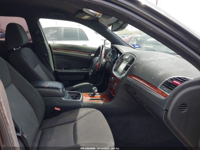2012 CHRYSLER 300 2C3CCAAG2CH216796 Photo 4