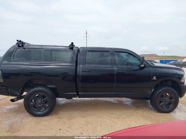 3C6UR5DL3EG296442 RAM 2500
