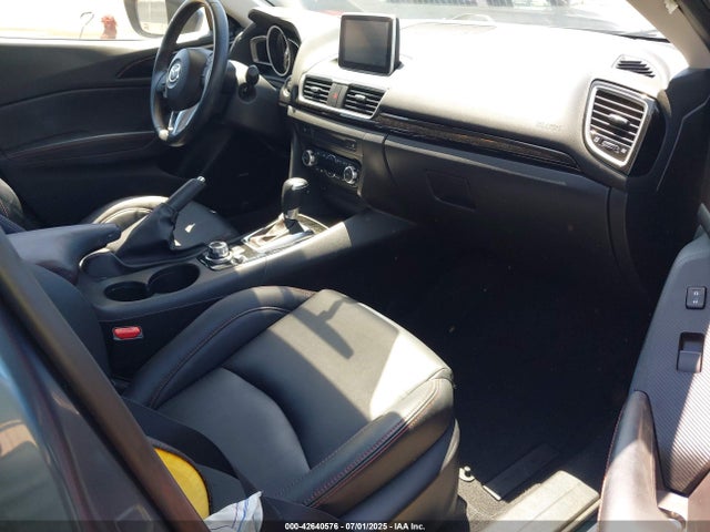 JM1BM1W71E1141443 Mazda pe