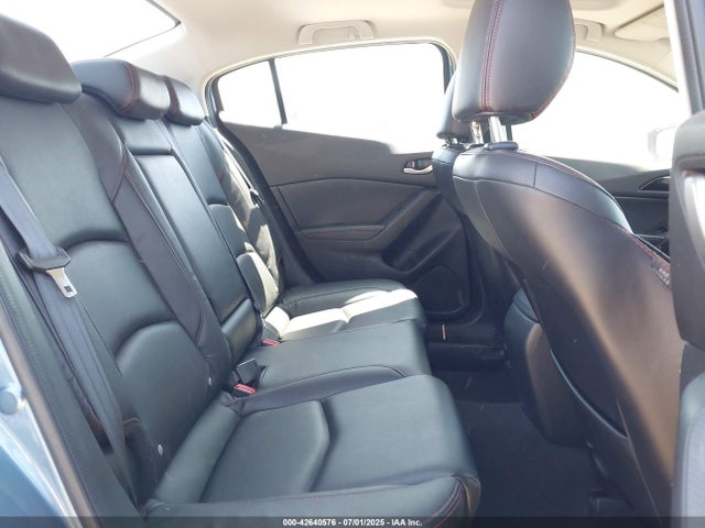 JM1BM1W71E1141443 Mazda pe