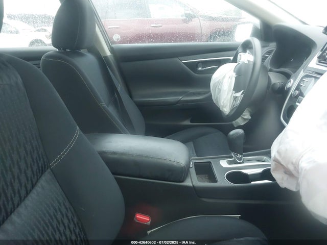 1N4AL3AP7HC483222 Nissan 2017