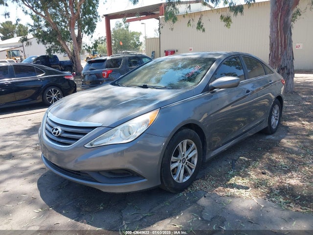 Hyundai gamma 2014 5NPEB4AC4EH899956 Image 2