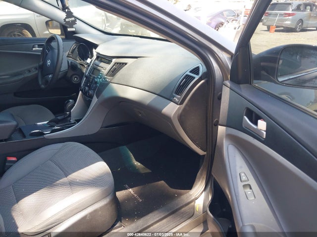 Hyundai gamma 2014 5NPEB4AC4EH899956 Image 5