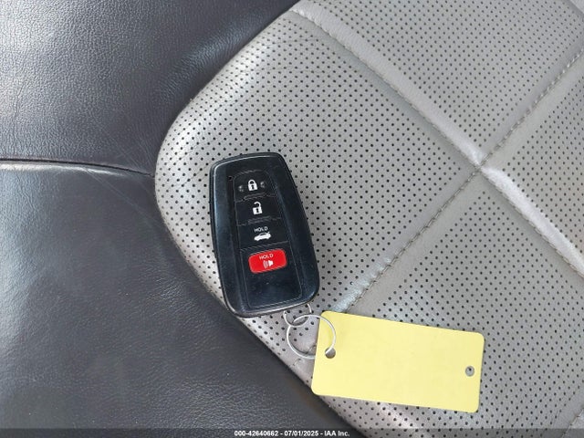 4T1B11HK1JU040871 Toyota a25a-fks
