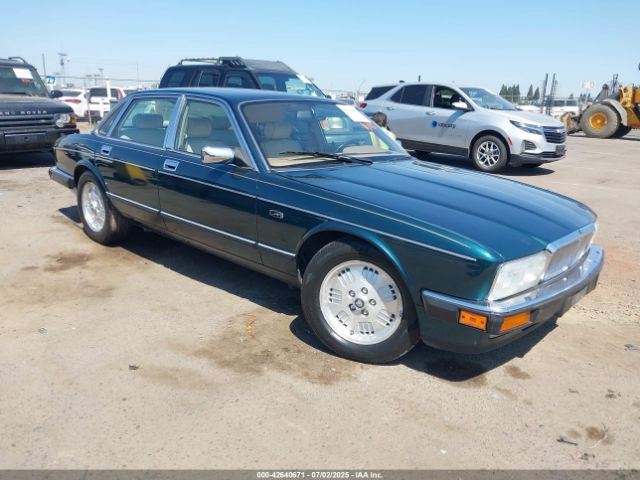 1994 JAGUAR VANDENPLAS SAJKX174XRC688024