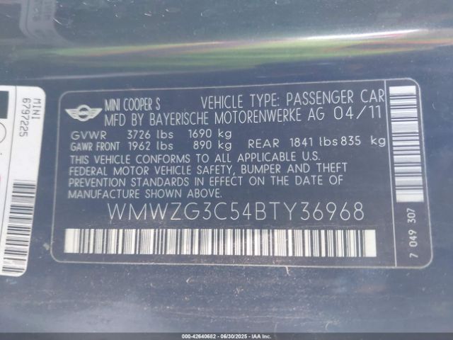 2011 MINI COOPER S CLUBMAN WMWZG3C54BTY36968 Photo 8
