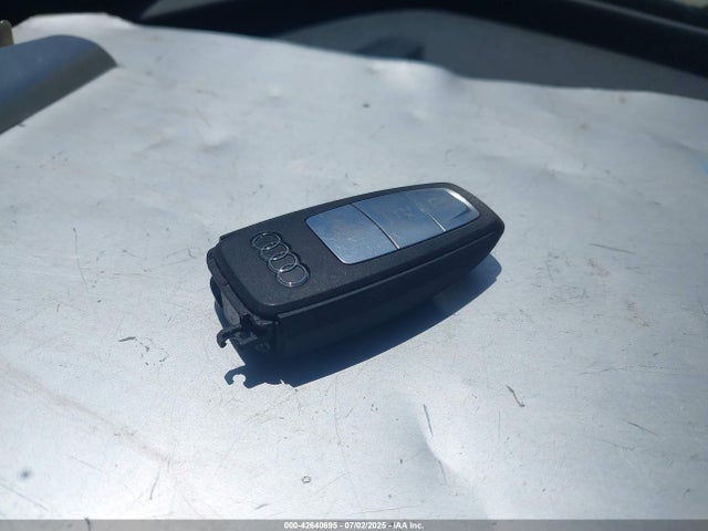 2024 AUDI Q4 E-TRON WA1LUBFZXRP042774 Photo 10
