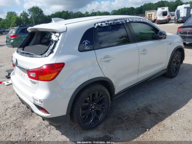 2018 MITSUBISHI OUTLANDER SPORT JA4AR3AU5JU004532 Photo 3