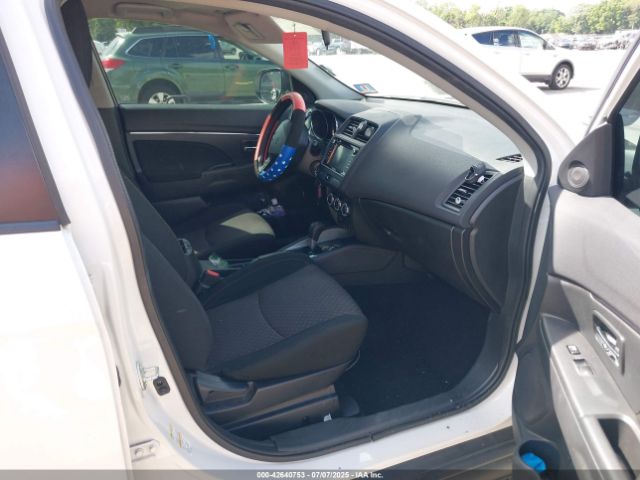 2018 MITSUBISHI OUTLANDER SPORT JA4AR3AU5JU004532 Photo 4