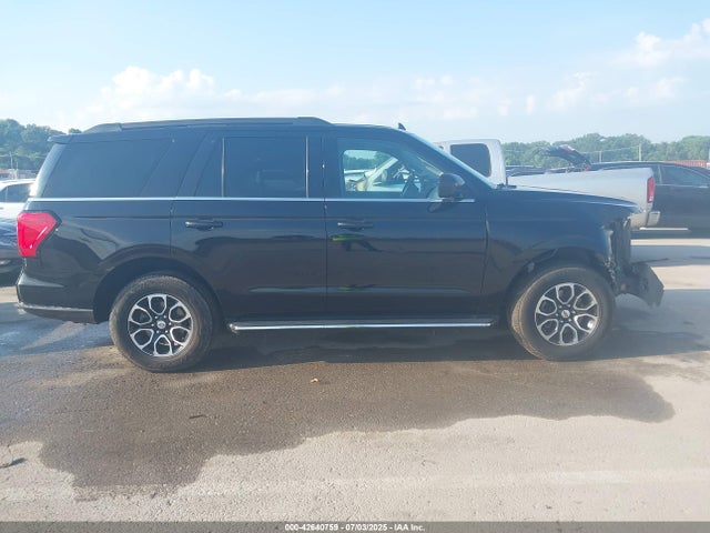 2022 Ford Expedition Xlt მანქანა იყიდება აუქციონზე, vin: 1FMJU1JT6NEA66680, აუქციონის ნომერი: 42640759