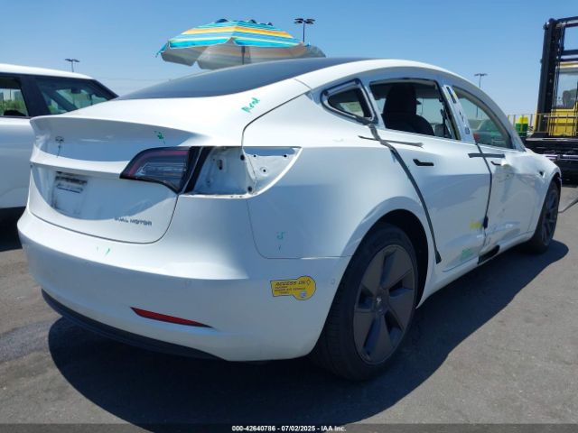 2022 TESLA MODEL 3 5YJ3E1EB9NF267595 Photo 3