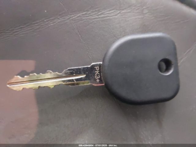2005 CADILLAC DEVILLE 1G6KD54Y35U236137 Photo 10