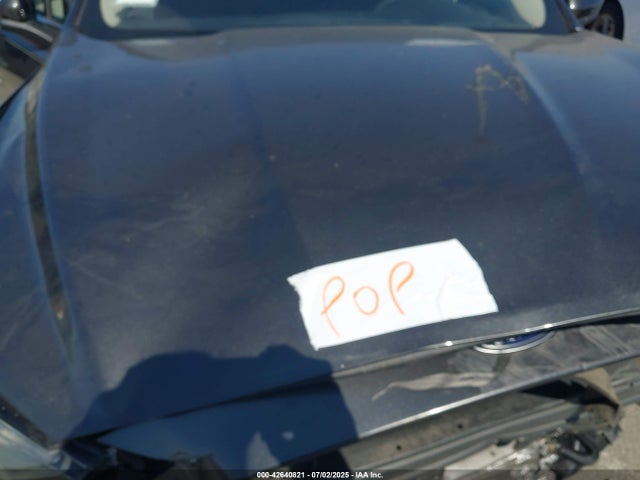 3FA6P0LUXKR174106 Ford 2019