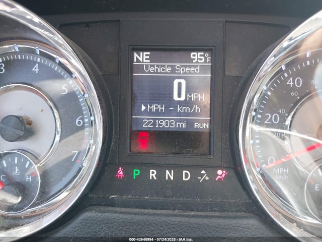 2C4RC1BG7ER318774 Chrysler 2014