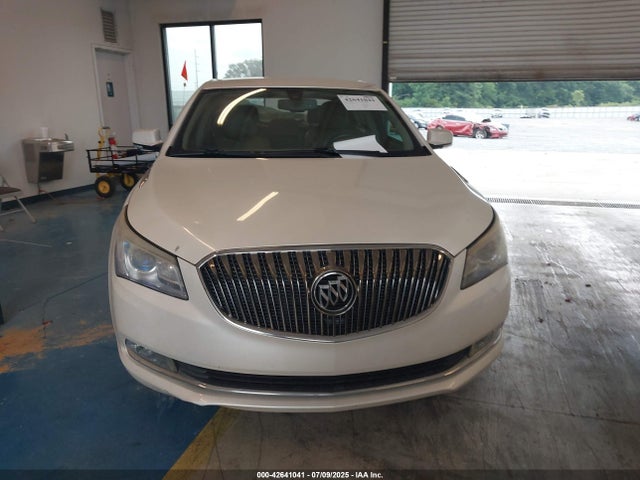 1G4GB5G36EF100691 Buick lfx