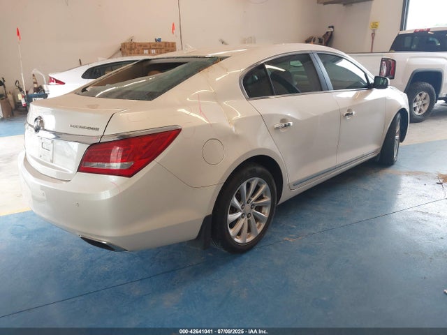 1G4GB5G36EF100691 Buick lfx