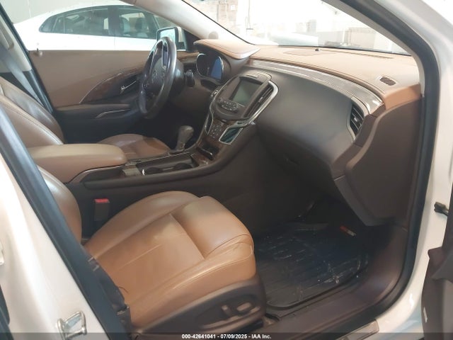 1G4GB5G36EF100691 Buick lfx
