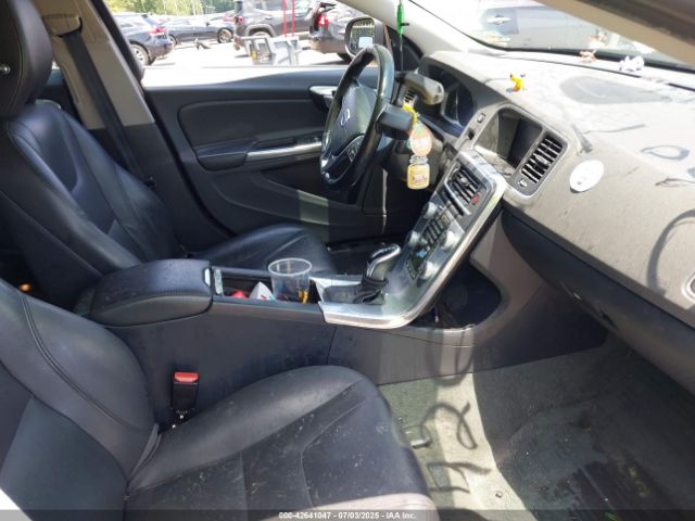 2018 VOLVO S60 INSCRIPTION LYV402TK6JB173004 Photo 4