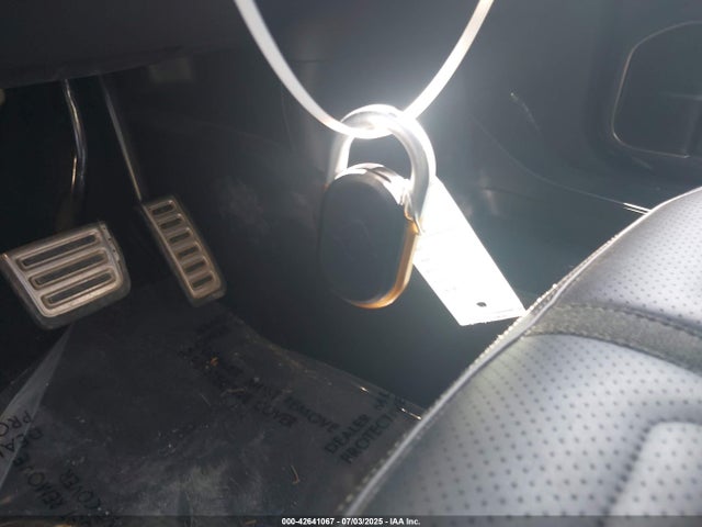 2022 RIVIAN R1T 7FCTGAAL8NN002767 Photo 10