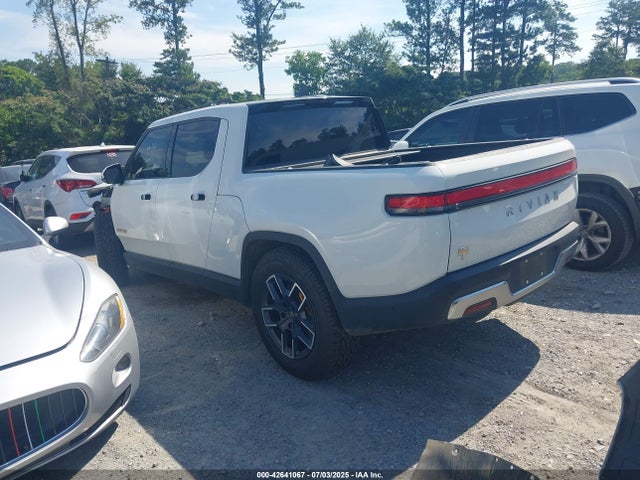 2022 RIVIAN R1T 7FCTGAAL8NN002767 Photo 2