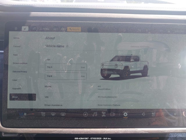 2022 RIVIAN R1T 7FCTGAAL8NN002767 Photo 6