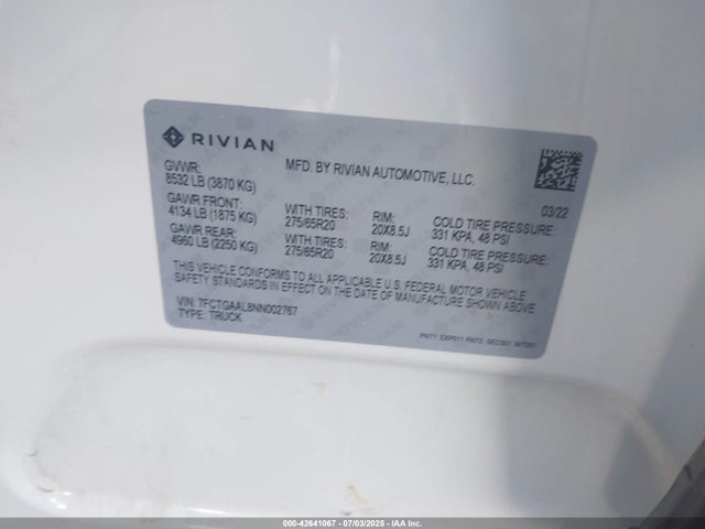 2022 RIVIAN R1T 7FCTGAAL8NN002767 Photo 8