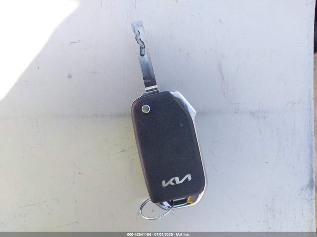 3KPF24AD9PE665770 KIA mpi nu