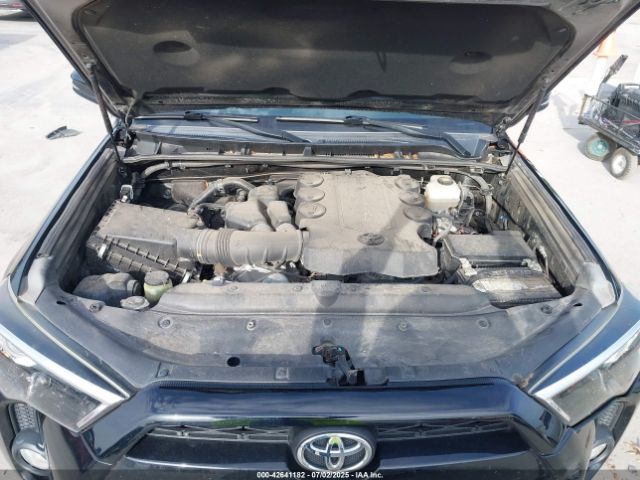 2018 TOYOTA 4RUNNER JTEBU5JR3J5501374 Photo 9