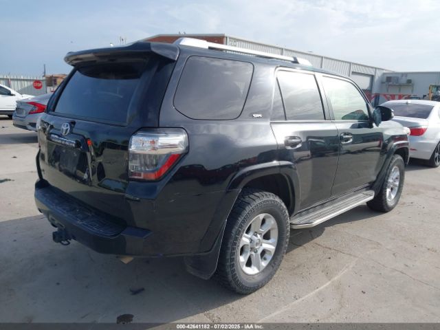 2018 TOYOTA 4RUNNER JTEBU5JR3J5501374 Photo 3