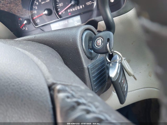 2010 CADILLAC DTS 1G6KA5EY9AU137338 Photo 10