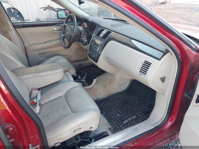 2010 CADILLAC DTS 1G6KA5EY9AU137338 Photo 4