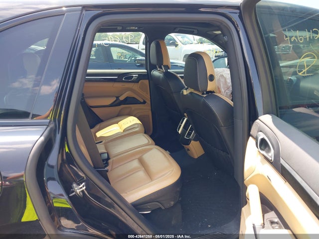 Porsche Cayenne 2016 WP1AB2A26GLA95813 Image 8