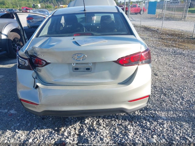 Hyundai Accent 2018 3KPC24A37JE035389 Image 19