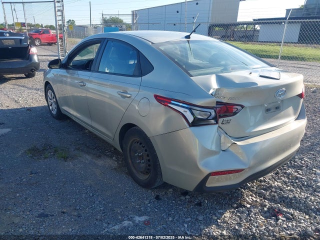 Hyundai Accent 2018 3KPC24A37JE035389 Image 3