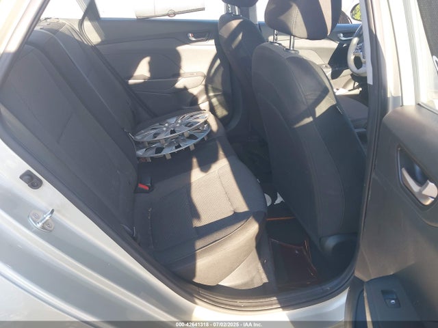 Hyundai Accent 2018 3KPC24A37JE035389 Image 8