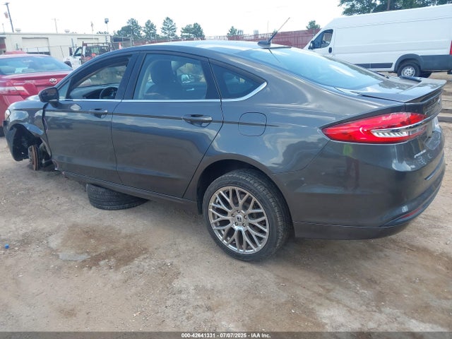 Ford 2018 2018 3FA6P0HD3JR280758 Image 3