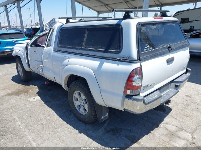 Toyota 2tr-fe 2015 5TFUX4EN3FX033003 Image 3