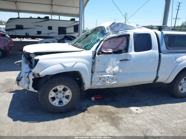 Toyota 2tr-fe 2015 5TFUX4EN3FX033003 Image 6