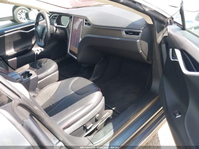 2013 TESLA MODEL S 5YJSA1DP8DFP28644 Photo 4