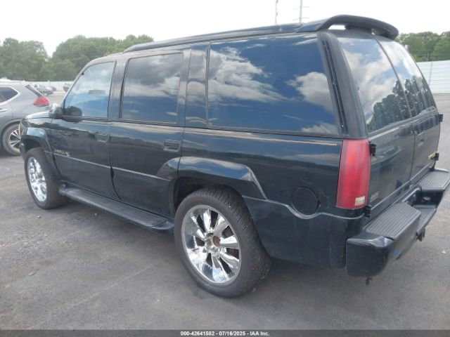 2000 CADILLAC ESCALADE 1GYEK13R4YR107747 Photo 2