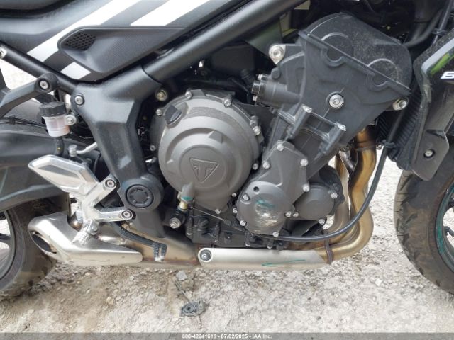 2025 TRIUMPH MOTORCYCLE TRIDENT 660 SMTL21U4XSTCD2441 Photo 7