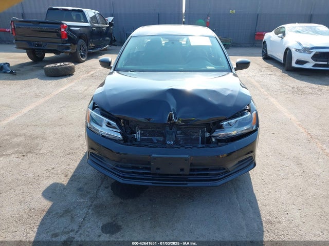3VW267AJ2GM303955 Volkswagen 2016