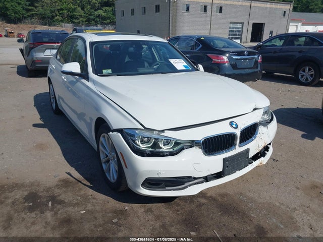 BMW 320i 2018 WBA8A3C59JA505469 Image 12