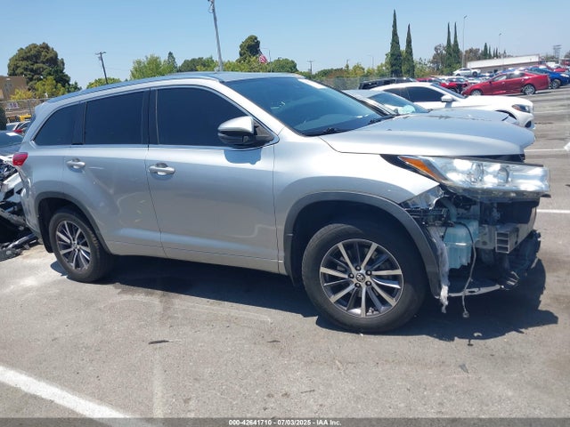 Toyota 2gr-fks 2017 5TDKZRFH8HS507575 Image 13